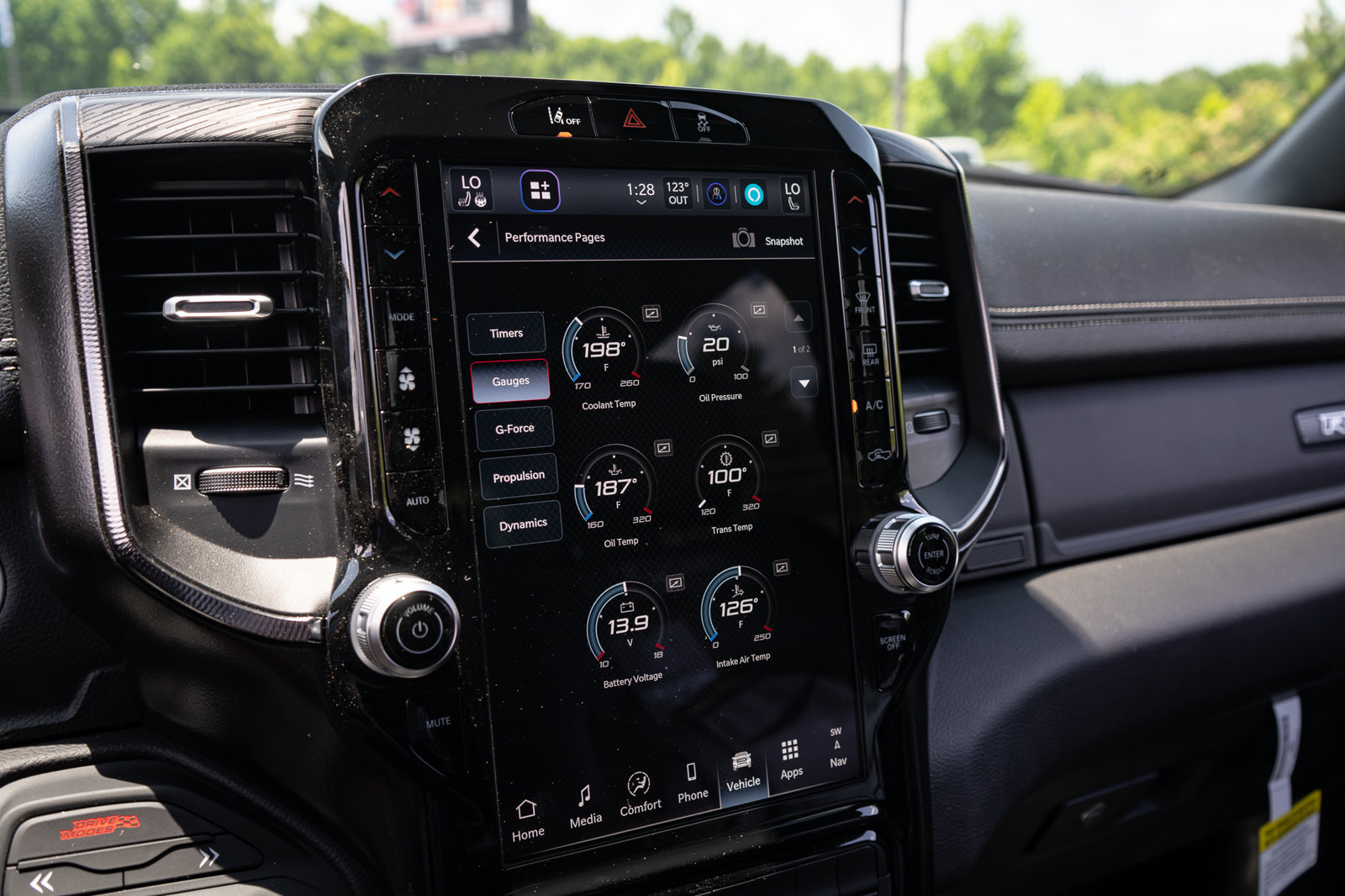 New 2026 RAM 1500 RHO AWD/4WD image 46