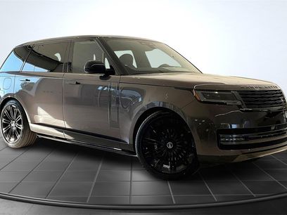 New 2025 Land Rover Range Rover Long Wheelbase SE