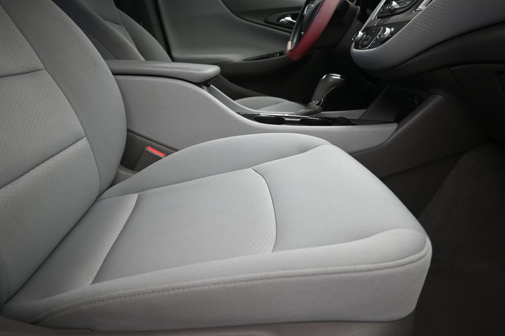 Certified 2019 Chevrolet Malibu LS FWD image 24
