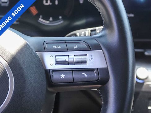 Certified 2025 Hyundai Kona SEL FWD image 31