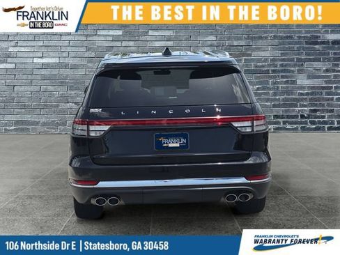 Used 2025 Lincoln Aviator AWD image 4