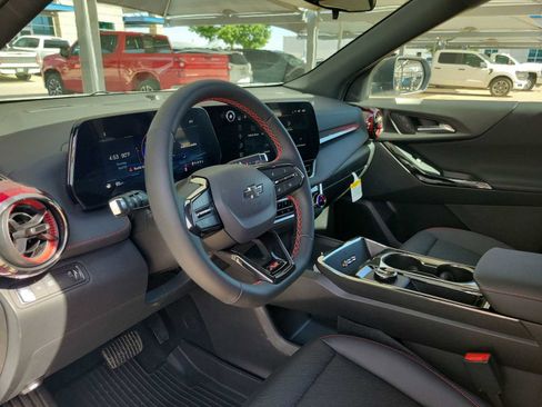 New 2026 Chevrolet Equinox RS w/ LPO, Floor Liner Package FWD image 10