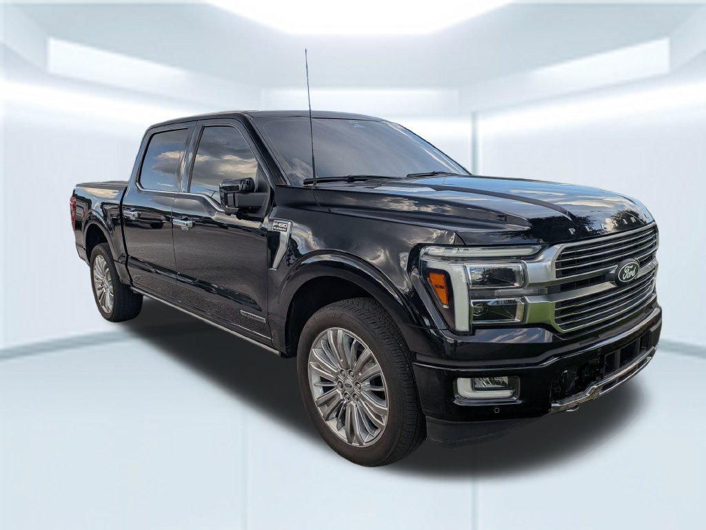 Used 2024 Ford F150 Platinum w/ Equipment Group 703A Plus AWD/4WD image 3