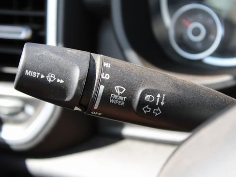 Used 2021 RAM 1500 Big Horn image 30