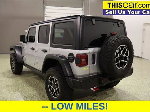 Used 2024 Jeep Wrangler Unlimited Rubicon image 5