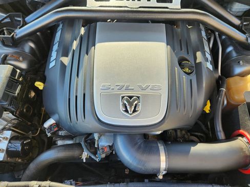 Used 2006 Dodge Magnum R/T image 19