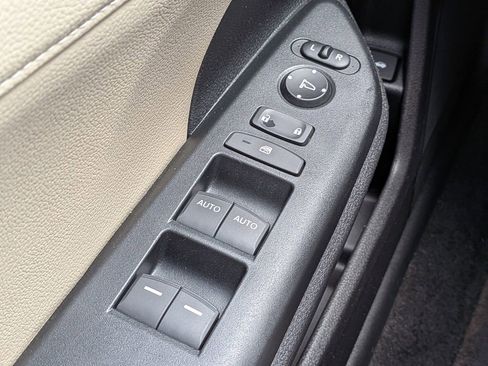 Used 2016 Honda Civic EX-L image 23