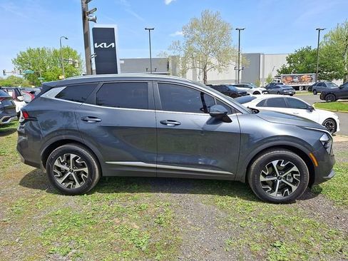 Certified 2023 Kia Sportage EX AWD/4WD image 7