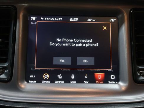 Used 2023 Dodge Challenger R/T w/ Plus Package image 33