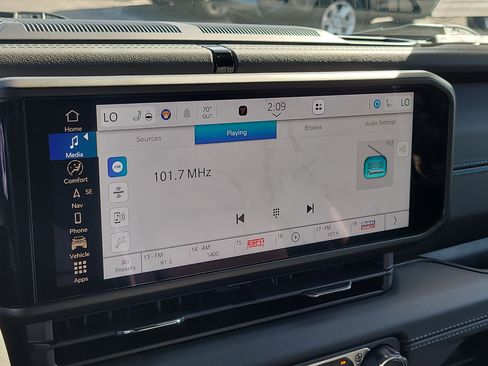 Used 2024 Jeep Wrangler High Altitude image 25