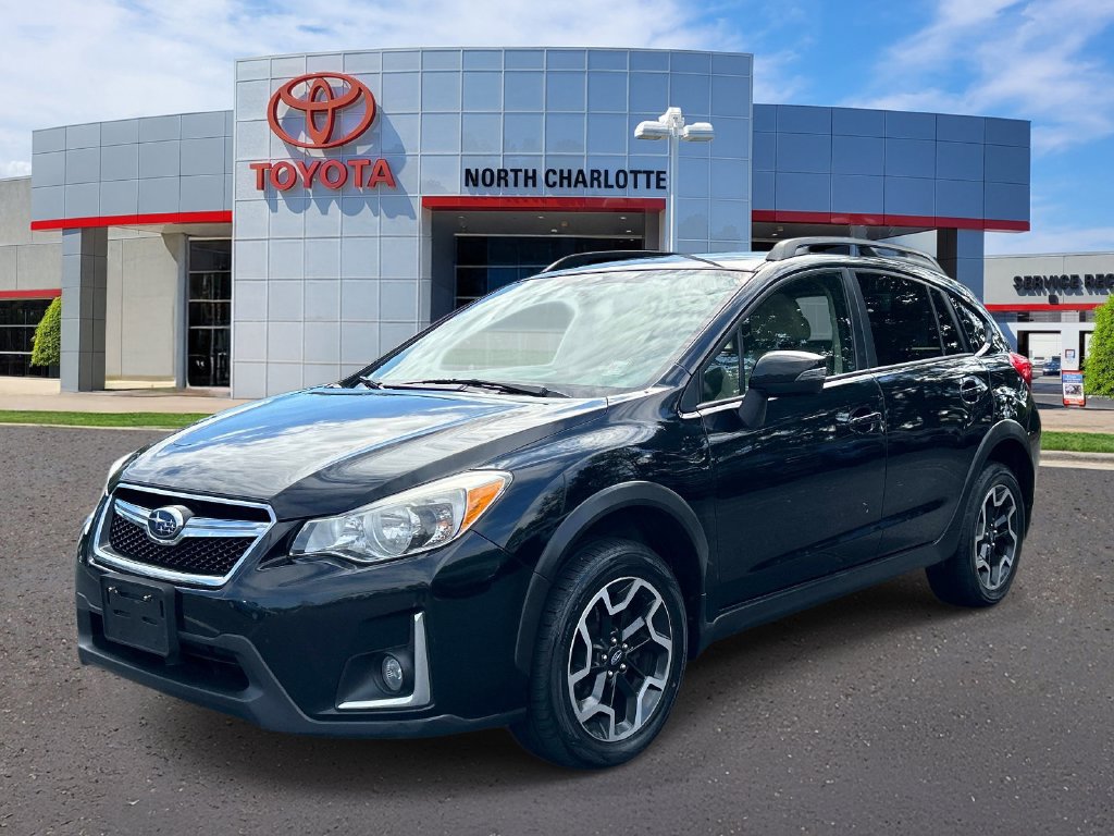 Used 2017 Subaru Crosstrek 2.0i Limited AWD/4WD image 3