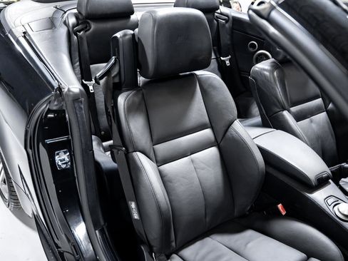 Used 2008 BMW M6 Convertible image 32