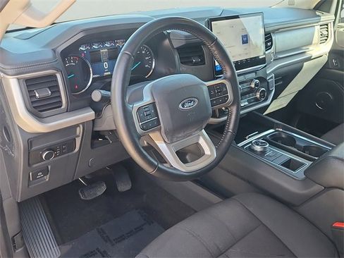 Used 2022 Ford Expedition XL image 20