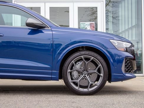 Used 2025 Audi RS Q8 performance AWD/4WD image 5
