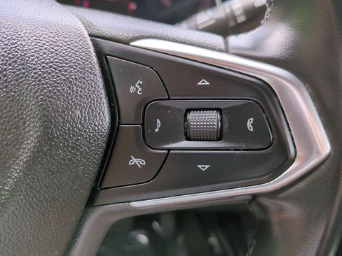 Used 2025 Chevrolet Trax ACTIV w/ Driver Confidence Package FWD image 25