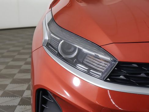 Used 2023 Kia Forte LXS w/ LXS Technology Package image 12