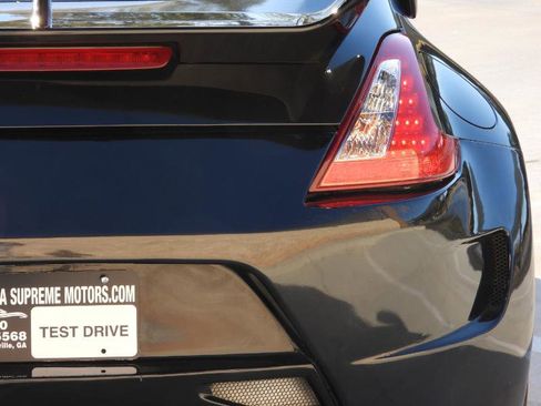 Used 2016 Nissan 370Z Coupe image 15
