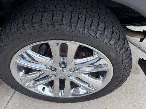 Used 2006 Lincoln Mark LT 4x4 image 19