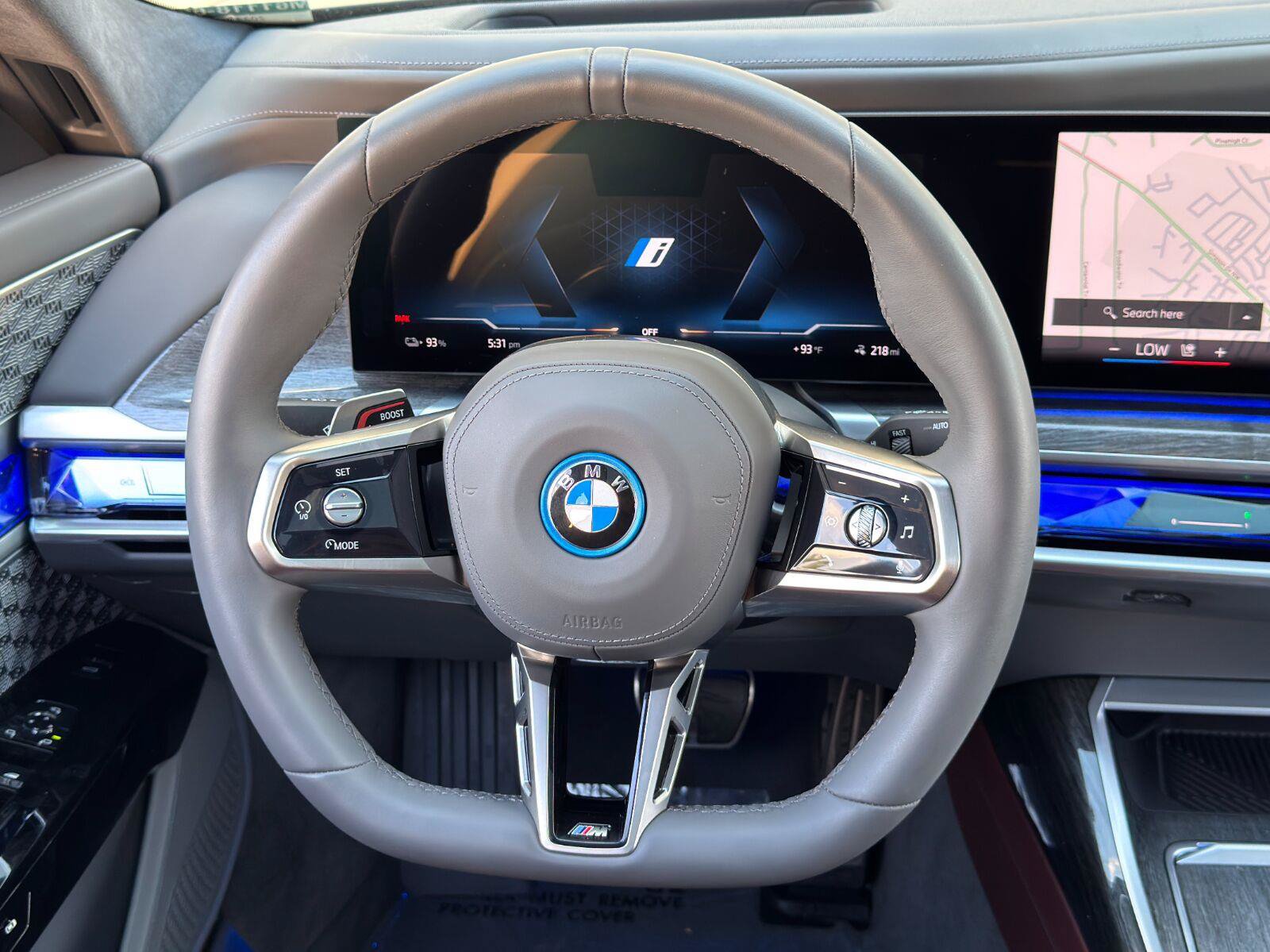 Used 2023 BMW i7 xDrive60 AWD/4WD image 22