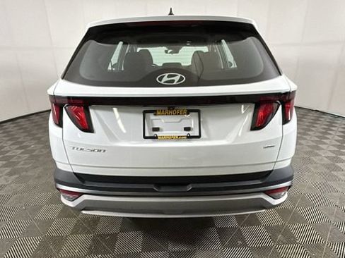Certified 2025 Hyundai Tucson SE AWD/4WD image 3