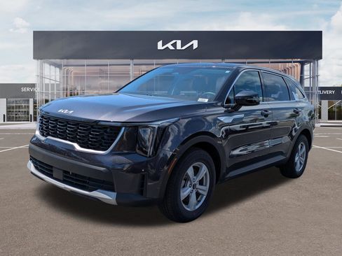 Certified 2025 Kia Sorento LX FWD image 6