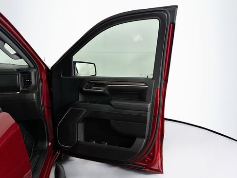 Used 2023 GMC Sierra 1500 Elevation image 32