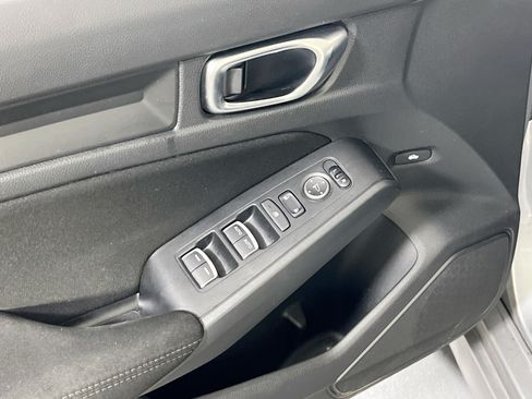 Used 2022 Honda Civic Sport image 17