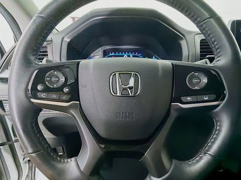 Used 2024 Honda Odyssey Touring image 13