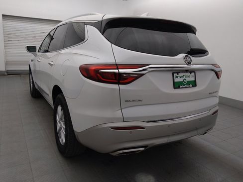 Used 2018 Buick Enclave Essence FWD image 5