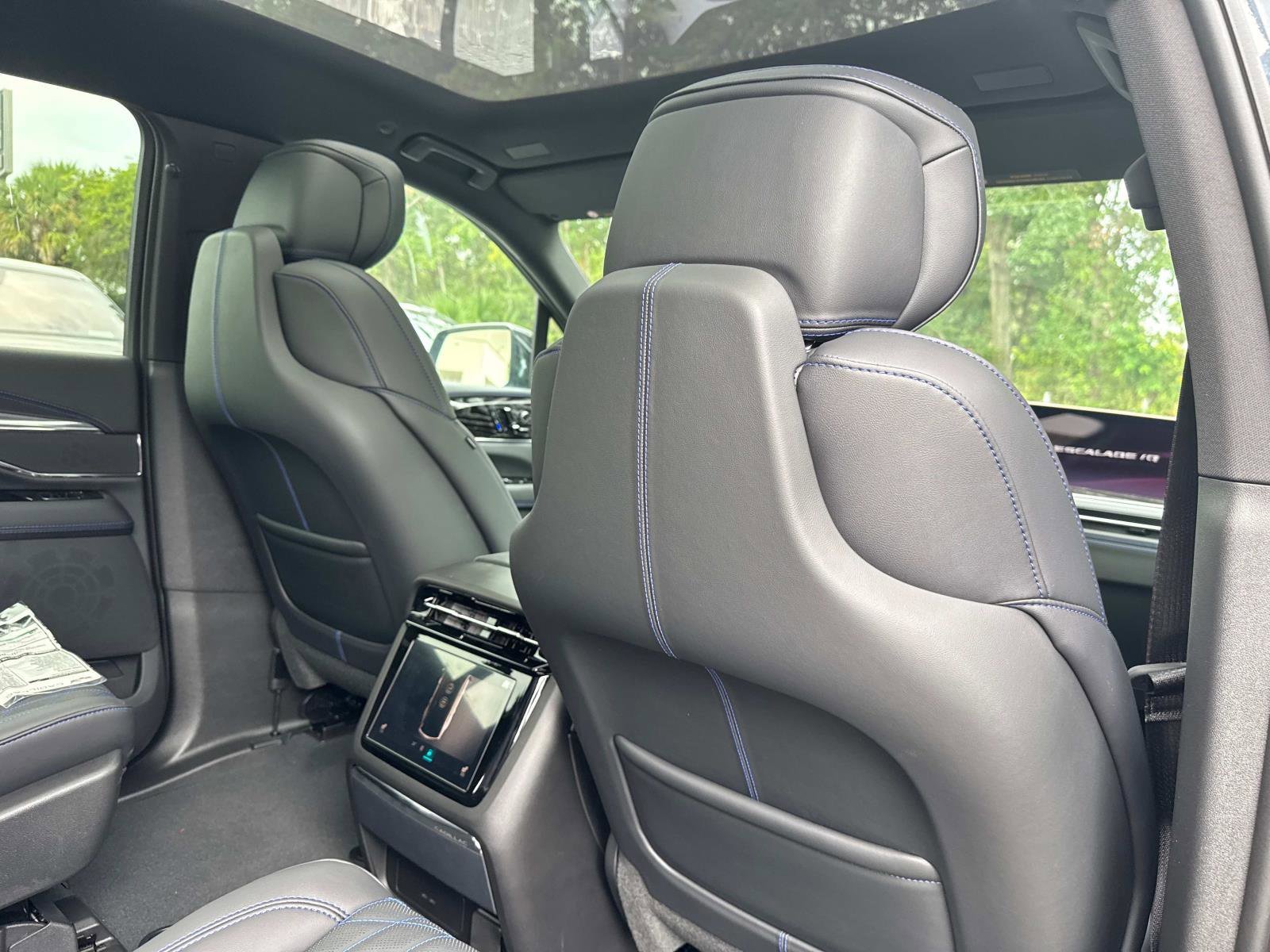 New 2025 Cadillac Escalade IQ Luxury 1 AWD/4WD image 29