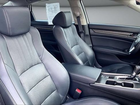 Used 2018 Honda Accord EX-L image 28