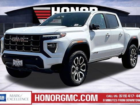 Used 2024 GMC Canyon AT4 AWD/4WD image 3