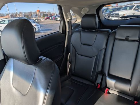 Used 2019 Ford Edge Titanium w/ Cold Weather Package image 12