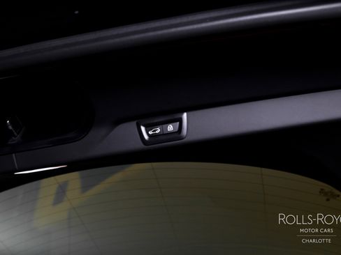 Certified 2023 Rolls-Royce Cullinan Black Badge w/ Driver's Package AWD/4WD image 25