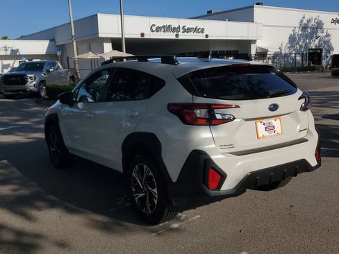 Used 2024 Subaru Crosstrek 2.0i Premium AWD/4WD image 3