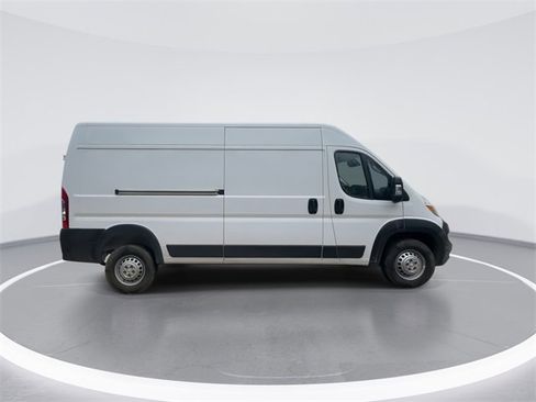 New 2025 RAM ProMaster 2500 w/ Convenience Group image 9