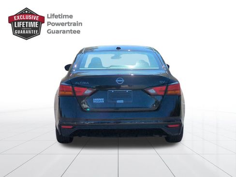 Certified 2024 Nissan Altima 2.5 SV image 4