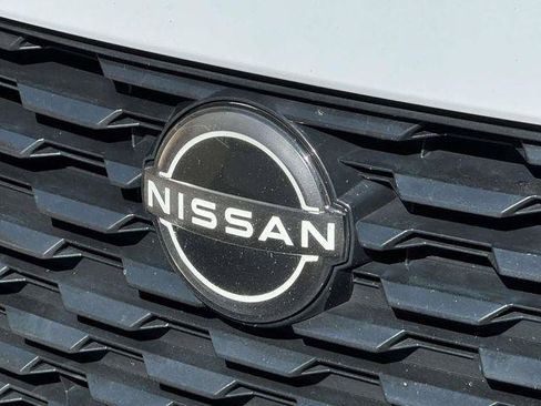 Used 2024 Nissan Altima 2.5 SR FWD image 6