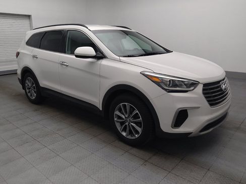 Used 2018 Hyundai Santa Fe SE w/ Cargo Package FWD image 11