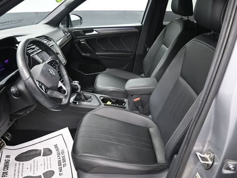 Used 2023 Volkswagen Tiguan SE R-Line FWD image 14