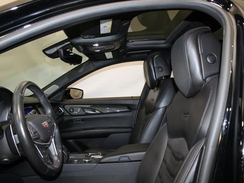 Used 2020 Cadillac CT6 V w/ LPO, Premium Carpet Package image 7