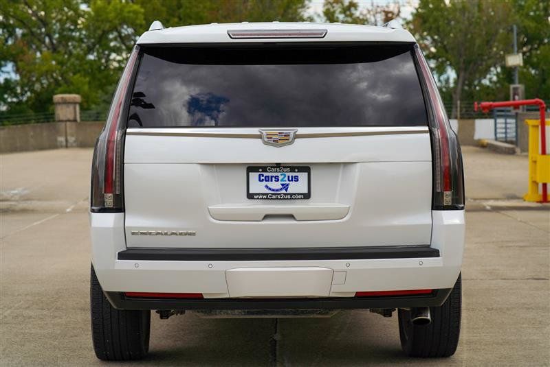 Used 2016 Cadillac Escalade Platinum AWD/4WD image 5