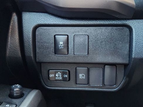 Used 2021 Toyota Tacoma SR5 image 20