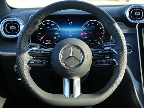 Used 2026 Mercedes-Benz GLC 300 GLC 300 image 24