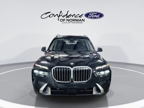 Used 2024 BMW X7 xDrive40i AWD/4WD image 2