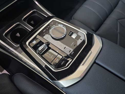 New 2026 BMW 760i xDrive image 18