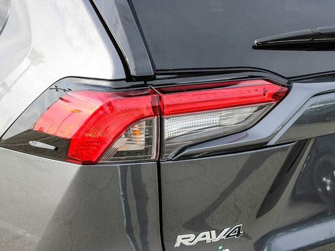 Used 2023 Toyota RAV4 XLE image 7