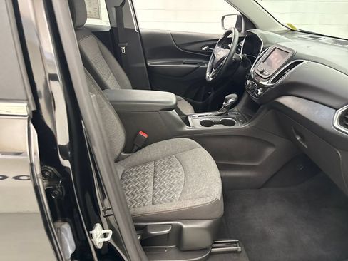 Used 2023 Chevrolet Equinox LT AWD/4WD image 24