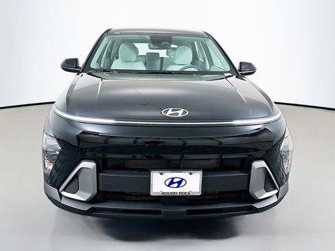 New 2026 Hyundai Kona SE image 2