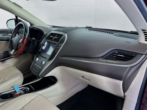 Used 2019 Lincoln MKC Reserve w/ MKC Climate Package AWD/4WD image 28